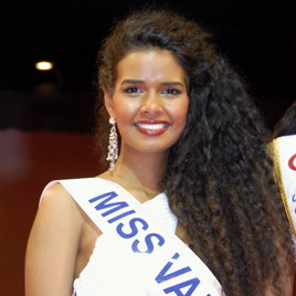 Miss Ile-de-France 2010 Sabine-Hossenbaccus - Photo Ph. Binet